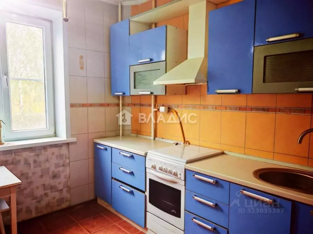 3-к кв. Белгородская область, Белгород Привольная ул., 32 (70.8 м) - Фото 1