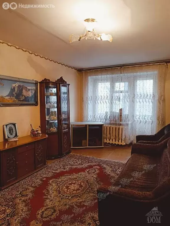 3-комнатная квартира: Биробиджан, Пионерская улица, 56 (57.3 м) - Фото 1