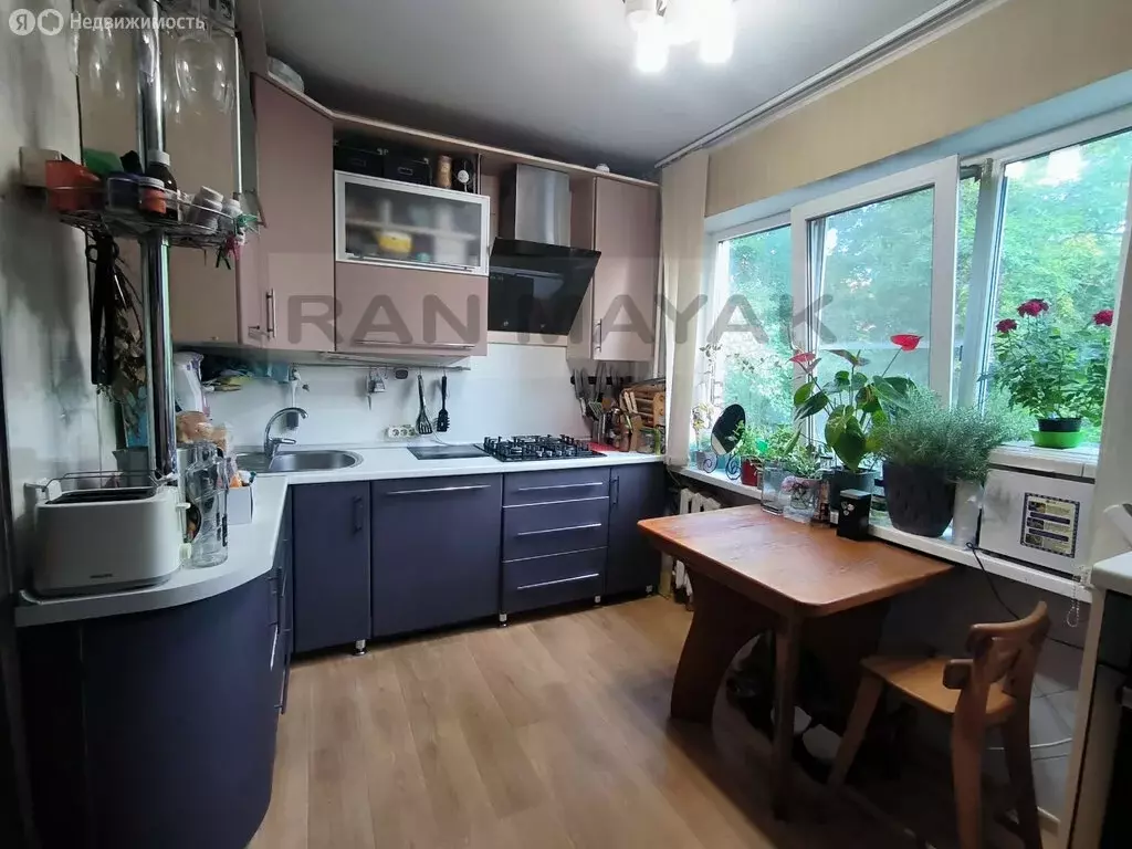 3-комнатная квартира: Майкоп, улица Хакурате, 229 (67.7 м) - Фото 1