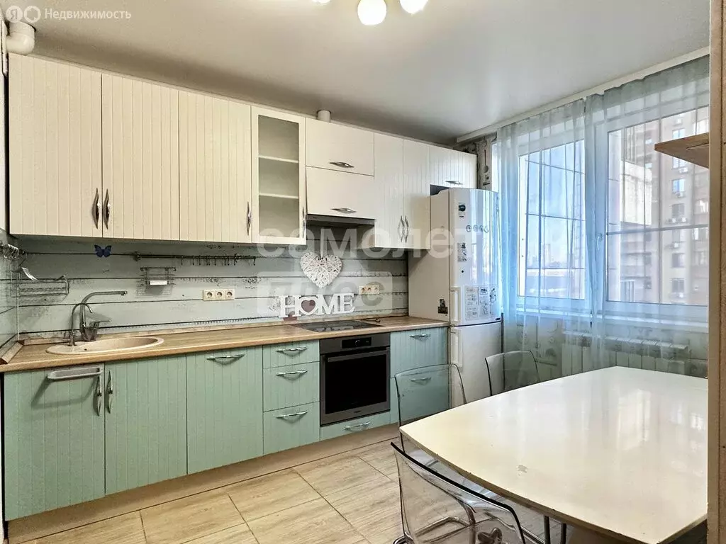 2-комнатная квартира: Реутов, улица Октября, 44 (64 м) - Фото 0
