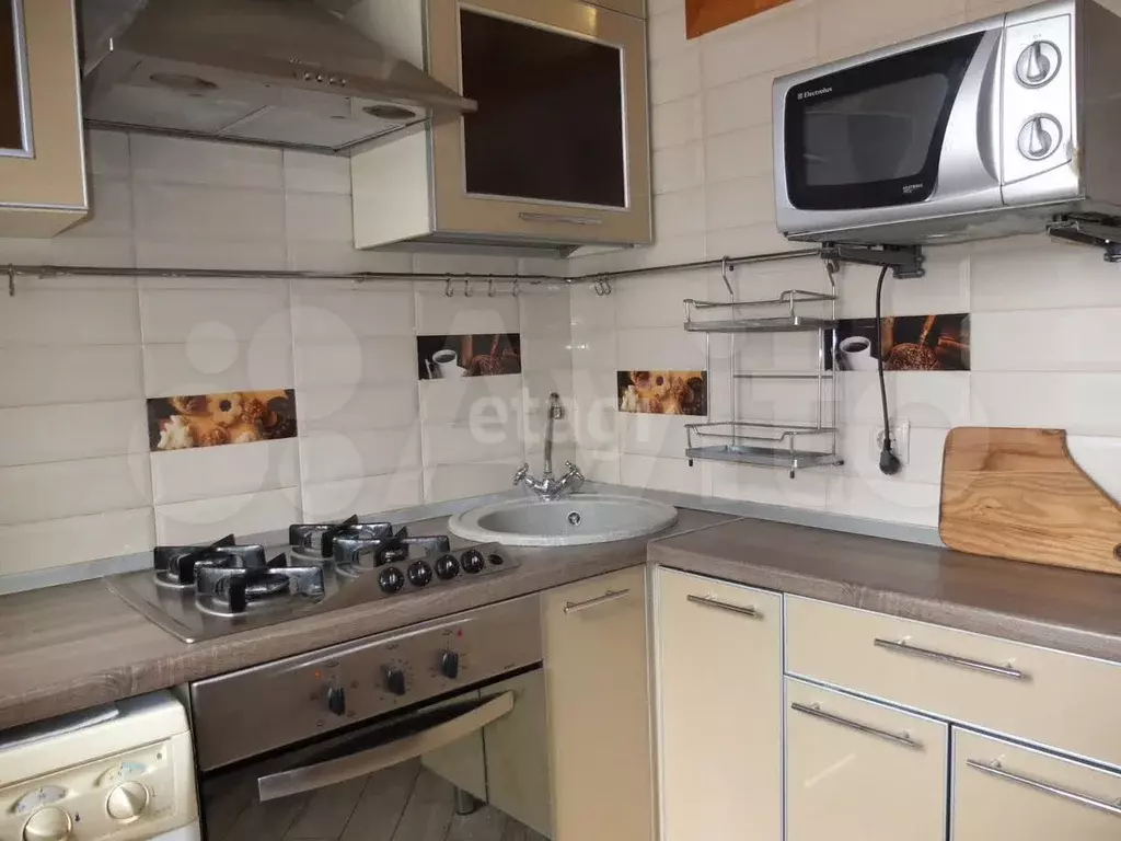 3-к. квартира, 71 м, 2/5 эт. - Фото 1