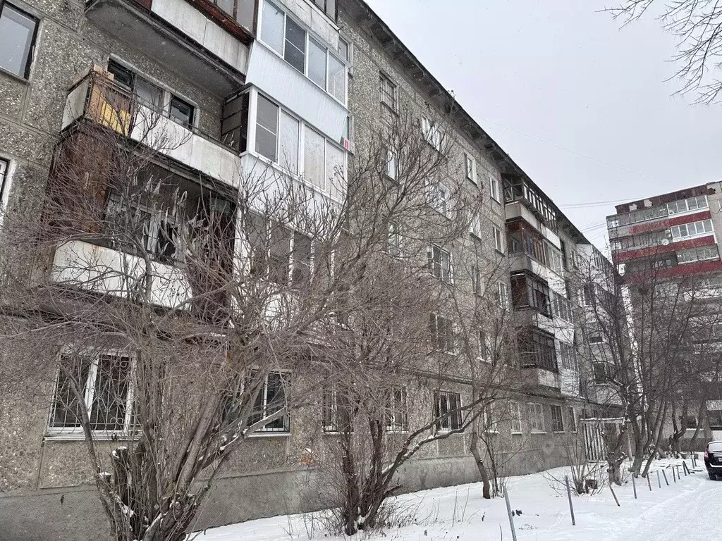1-к кв. Свердловская область, Екатеринбург ул. Индустрии, 36 (29.9 м) - Фото 1