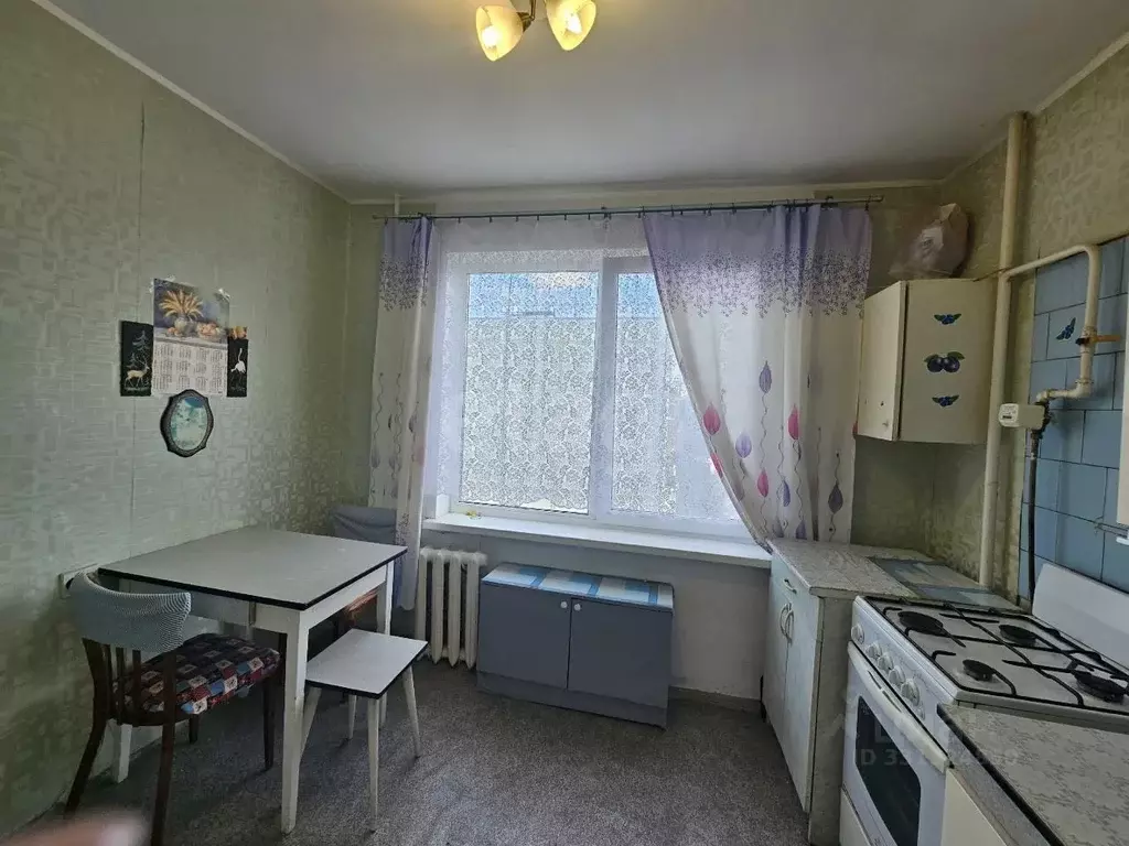 2-к кв. Псковская область, Остров ул. Апакидзе, 4 (46.8 м) - Фото 1
