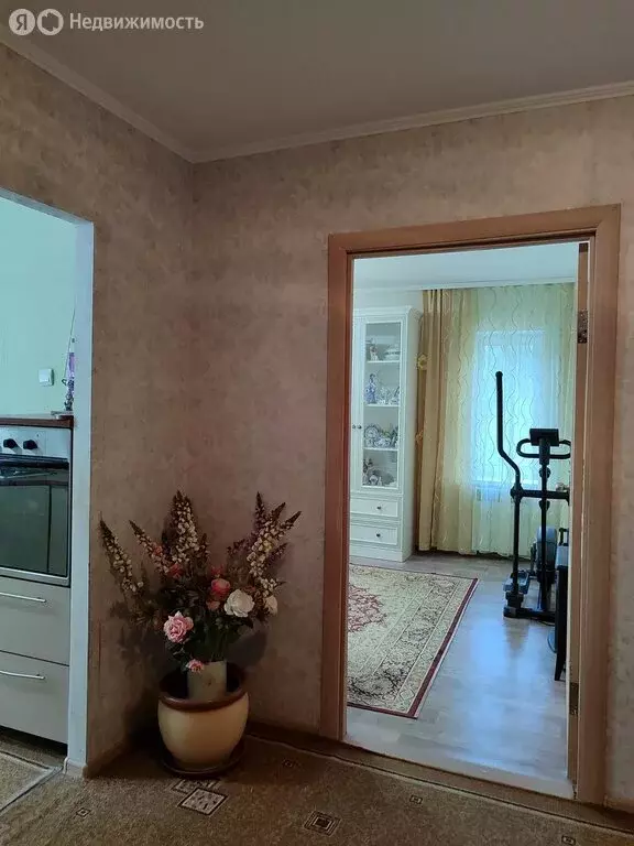 4-комнатная квартира: Новокуйбышевск, улица Дзержинского, 42Б (70.7 м) - Фото 0