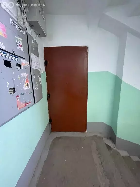 3-комнатная квартира: Каменск-Уральский, улица Котовского, 8 (58.1 м) - Фото 1