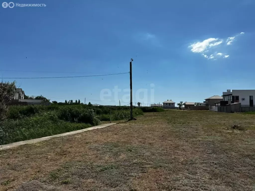 Участок в Уютное, микрорайон Уютная Гавань (15 м) - Фото 1