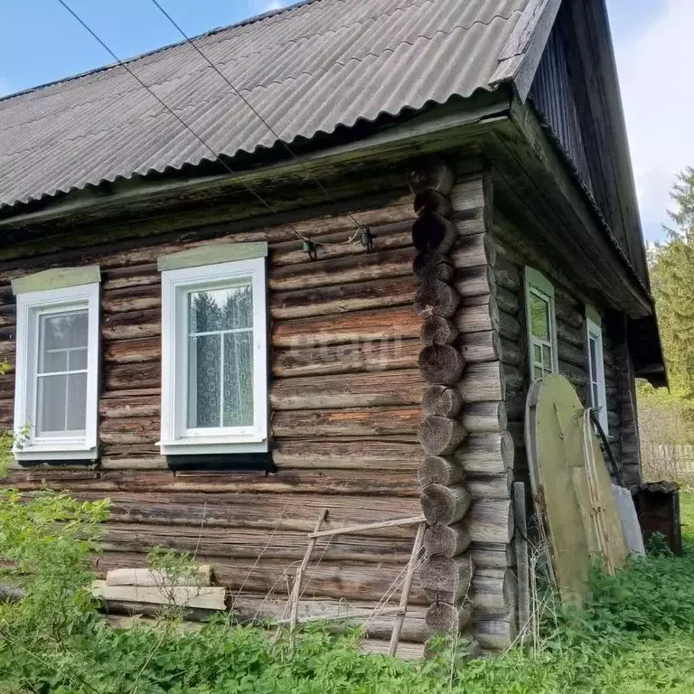 Дом в Тверская область, Пеновский муниципальный округ, д. Слаутино  ... - Фото 1