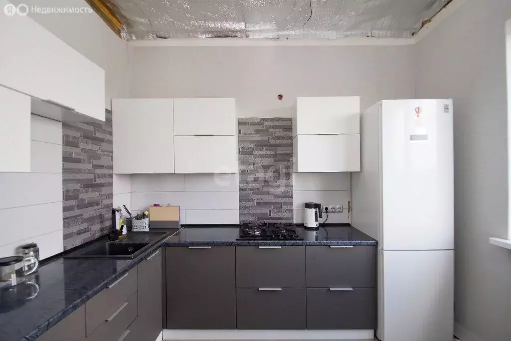 Дом в Красный Городок, деревня Красный Городок, улица Коммунаров (140 ... - Фото 1