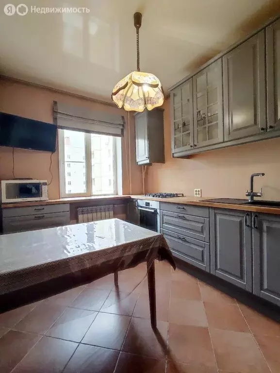 2-комнатная квартира: Астрахань, 3-я Зеленгинская улица, 2к3 (64 м) - Фото 2