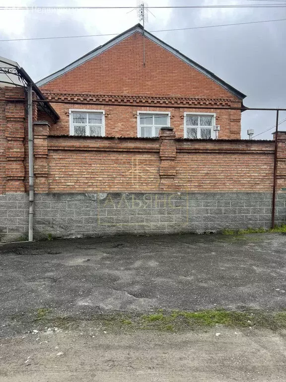 Дом в Беслан, Карьерная улица, 1 (217 м) - Фото 1