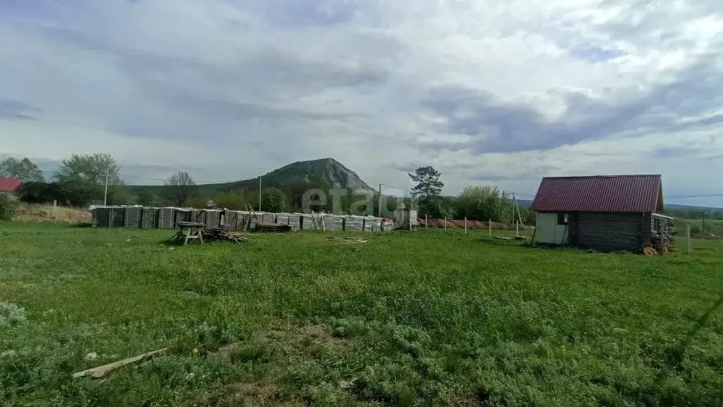 Участок в Башкортостан, Ишимбайский район, Урман-Бишкадакский ... - Фото 1