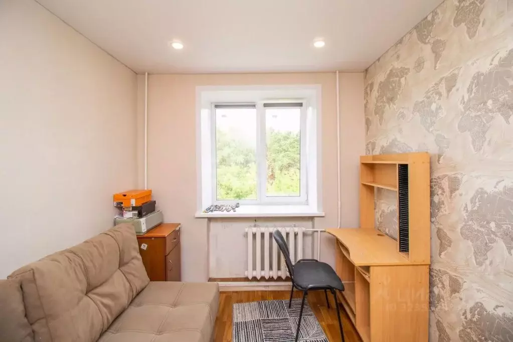 4-к кв. Тюменская область, Тюмень Гилево мкр, ул. Вербная, 1 (77.0 м) - Фото 1