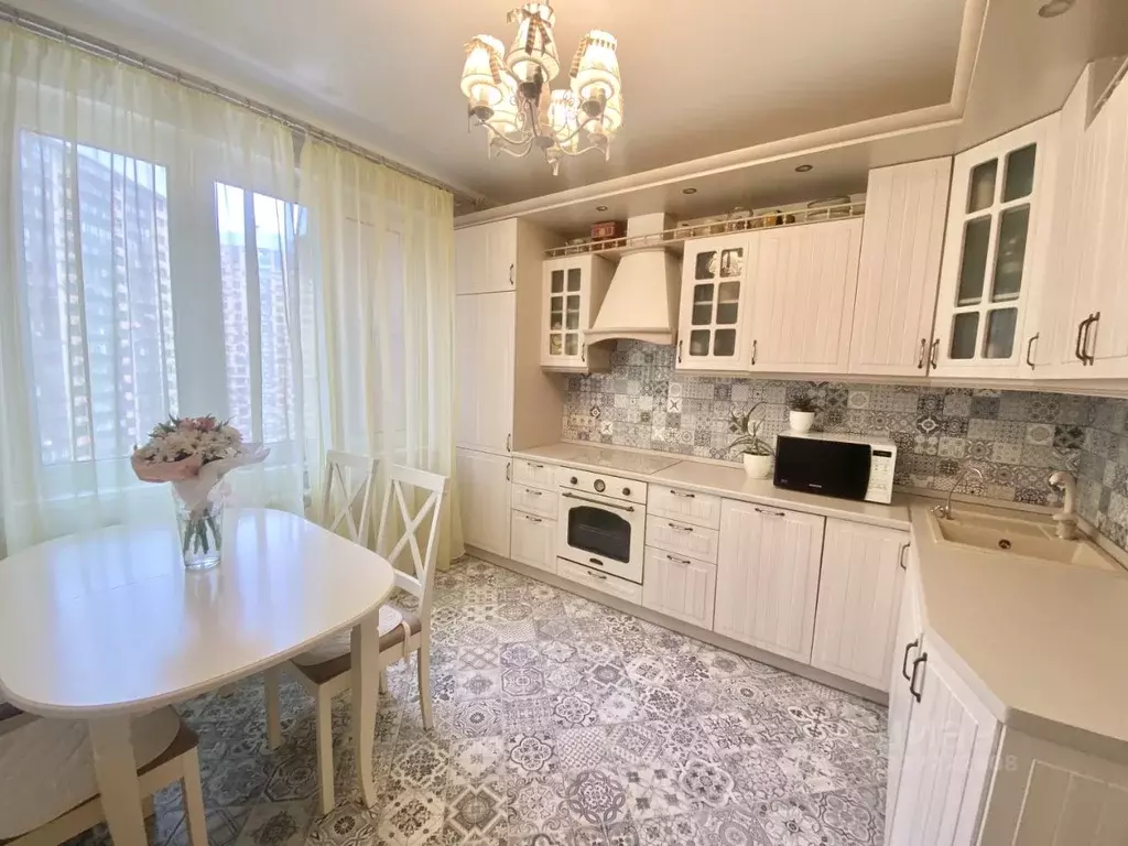 2-к кв. Московская область, Одинцово ул. Сколковская, 3В (69.3 м) - Фото 2