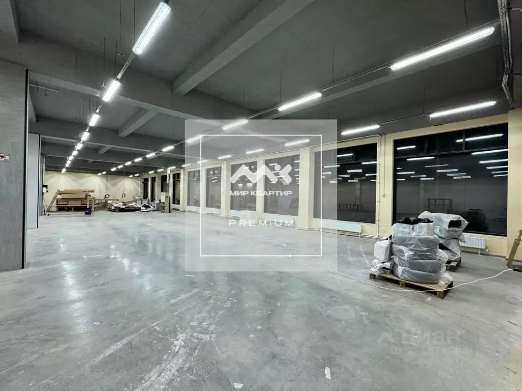 Торговая площадь в Санкт-Петербург ул. Возрождения, 34Б (800 м) - Фото 1