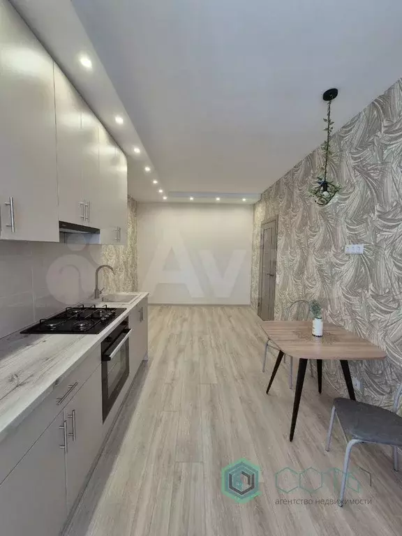 1-к. квартира, 40 м, 3/10 эт. - Фото 0