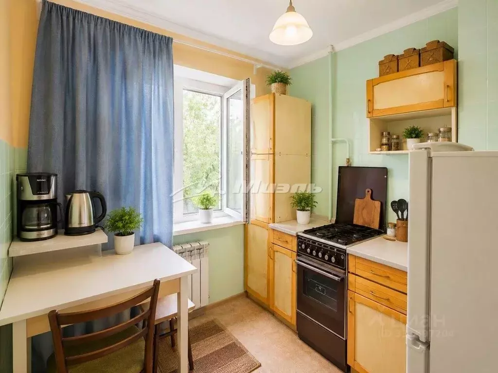 2-к кв. Крым, Симферополь ул. Воровского, 60 (50.0 м) - Фото 1