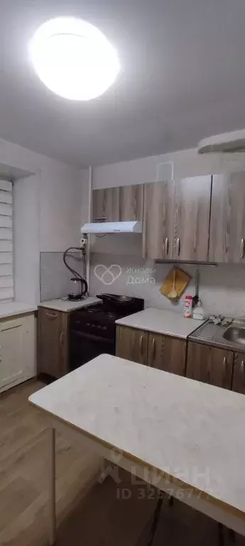 1-к кв. Волгоградская область, Волгоград ул. 64-й Армии, 81 (31.6 м) - Фото 2