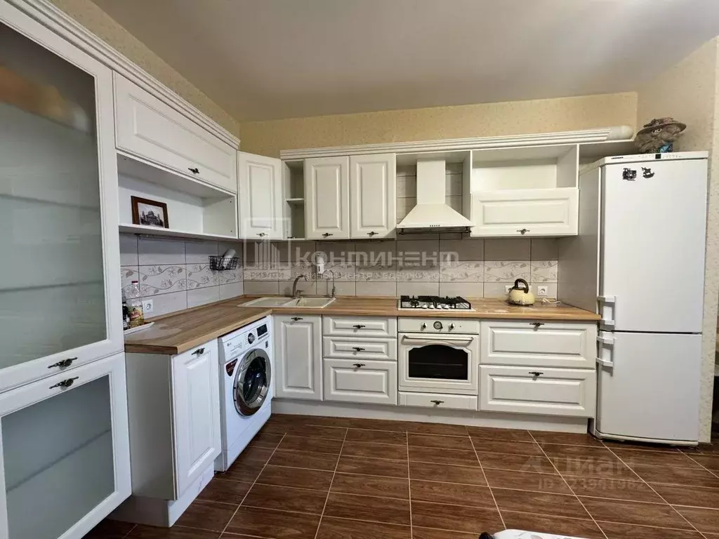 2-к кв. Владимирская область, Ковров Еловая ул., 84/7 (76.9 м) - Фото 1