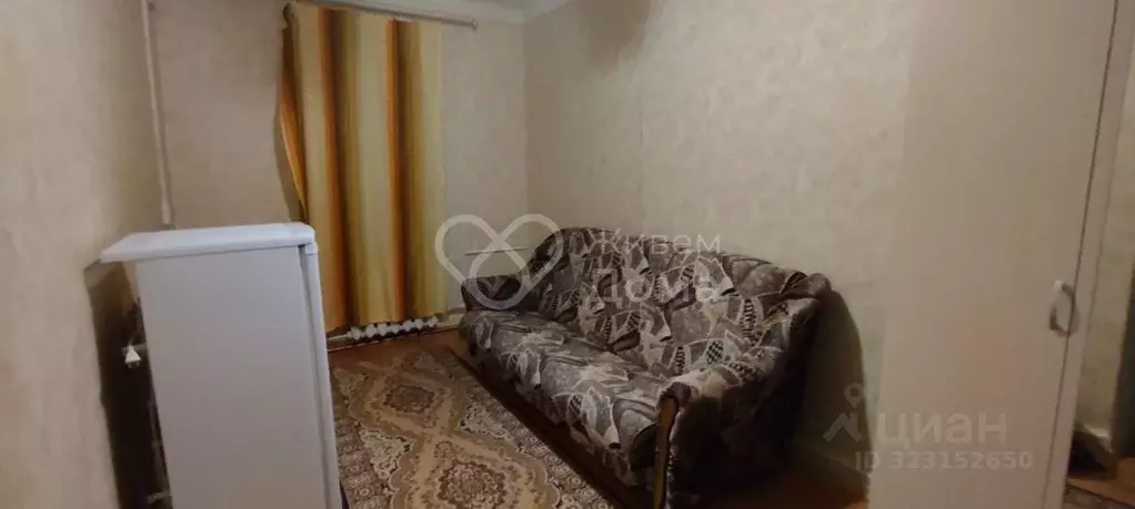 3-к кв. Волгоградская область, Волгоград Козловская ул., 49 (12.2 м) - Фото 1