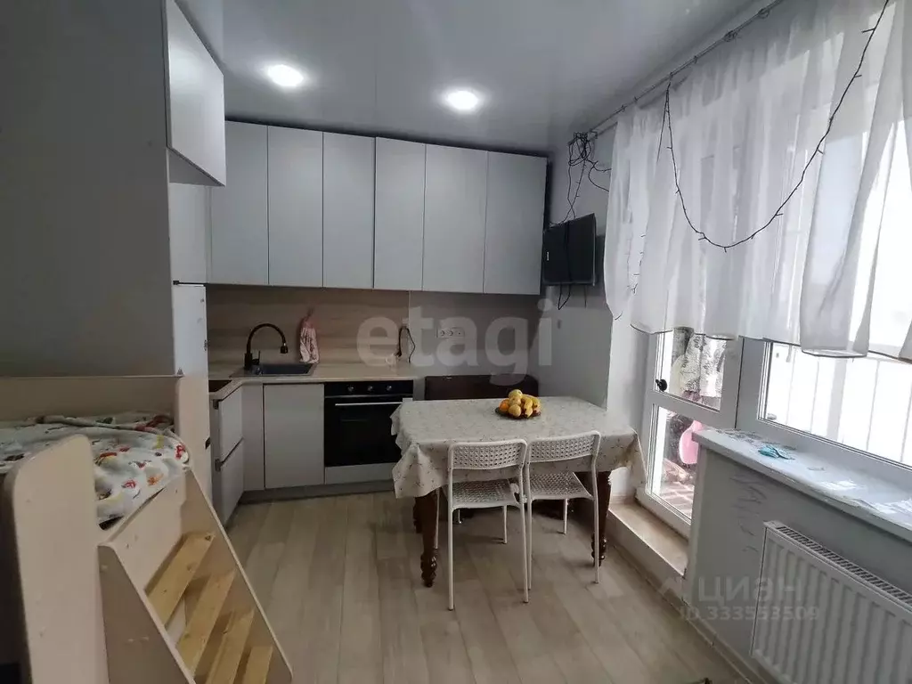 Студия Тюменская область, Тюмень ул. Новоселов, 115 (24.1 м) - Фото 1