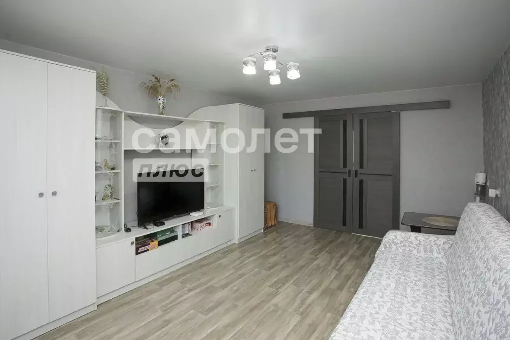 3-к кв. Кемеровская область, Кемерово ул. Веры Волошиной, 28 (61.0 м) - Фото 1