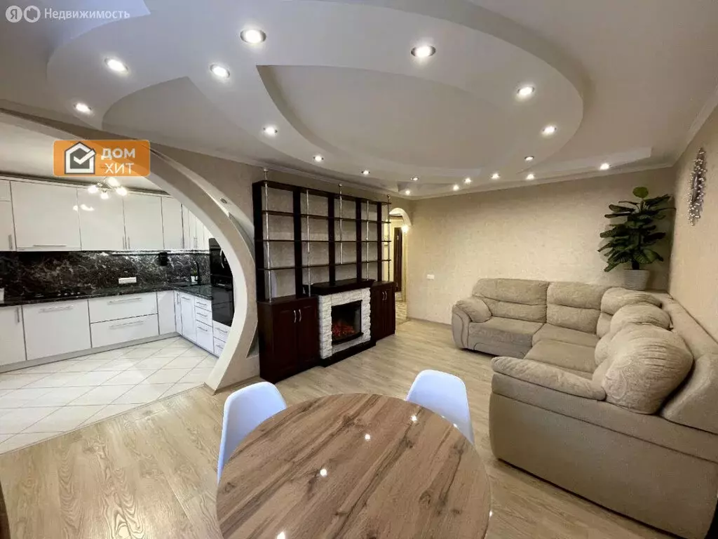 3-комнатная квартира: Евпатория, Луговая улица, 11 (64.5 м) - Фото 1