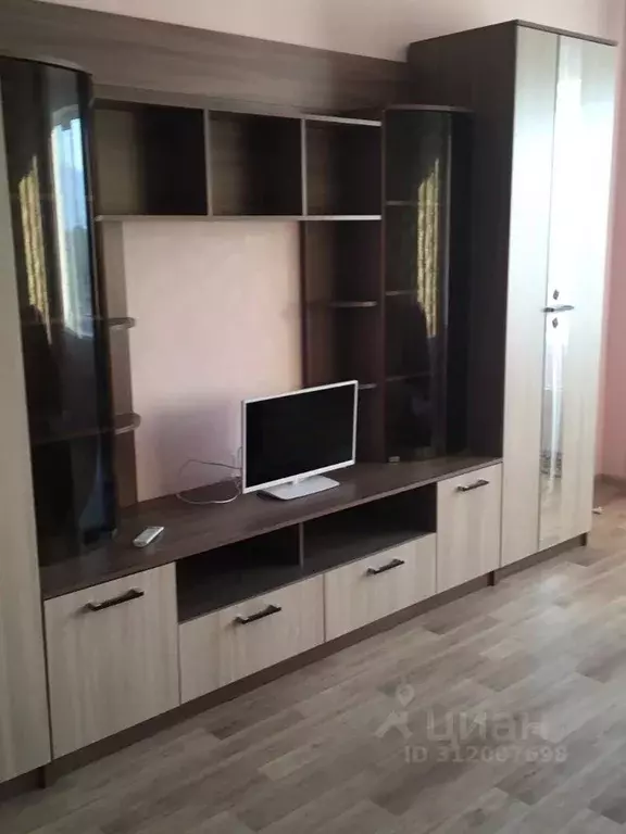 1-к кв. Псковская область, Псковский район, Завеличенская волость, д. ... - Фото 1