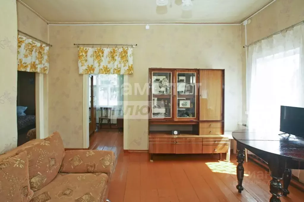 Дом в Омская область, Омск Порт-Артур мкр, ул. Семашко, 46 (66 м) - Фото 2