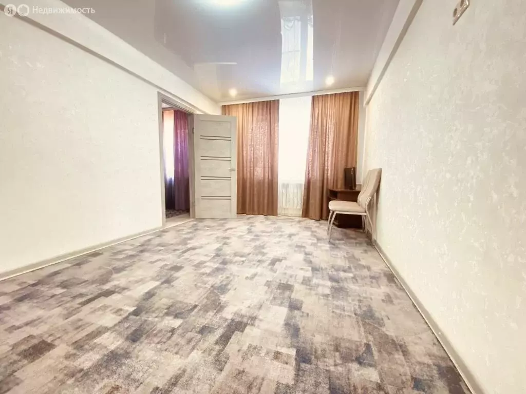 2-комнатная квартира: Новомосковск, Комсомольская улица, 6 (45 м) - Фото 1