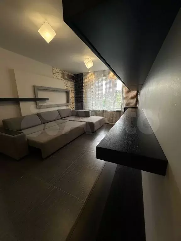 1-к. квартира, 45 м, 5/15 эт. - Фото 0