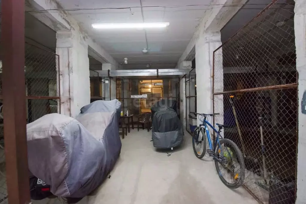 Гараж в Калужская область, Калуга ул. Космонавта Комарова, 36 (17 м) - Фото 1