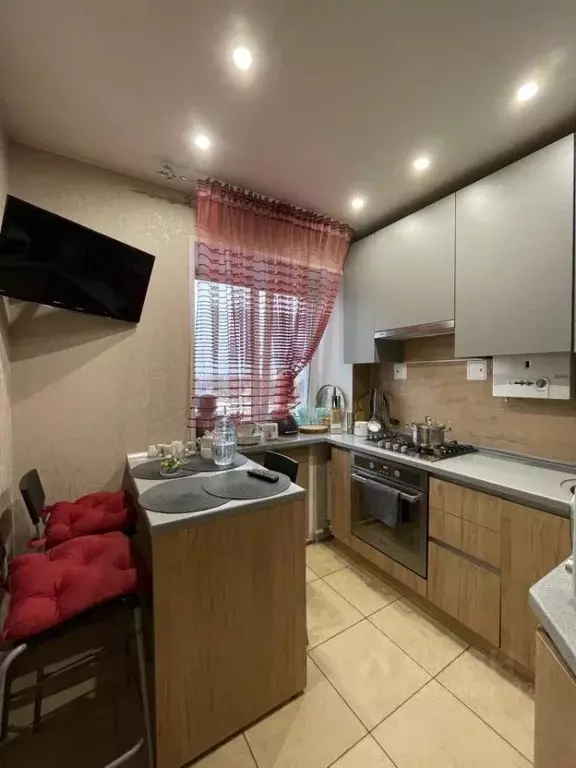 3-к кв. Нижегородская область, Дзержинск Водозаборная ул., 5 (50.6 м) - Фото 2