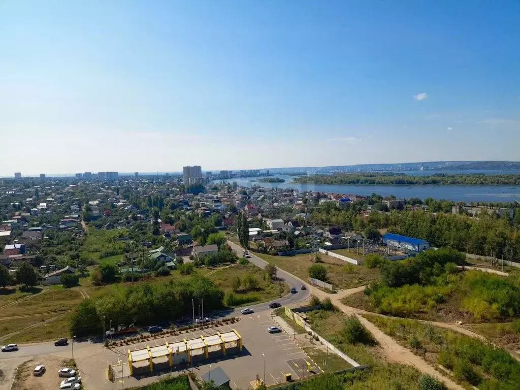 2-к кв. Саратовская область, Энгельс Студенческая ул., 183Е (60.8 м) - Фото 0