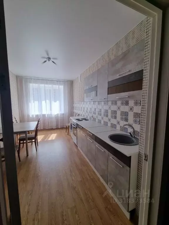 3-к кв. Тамбовская область, Тамбов Магистральная ул., 41к1 (87.0 м) - Фото 0