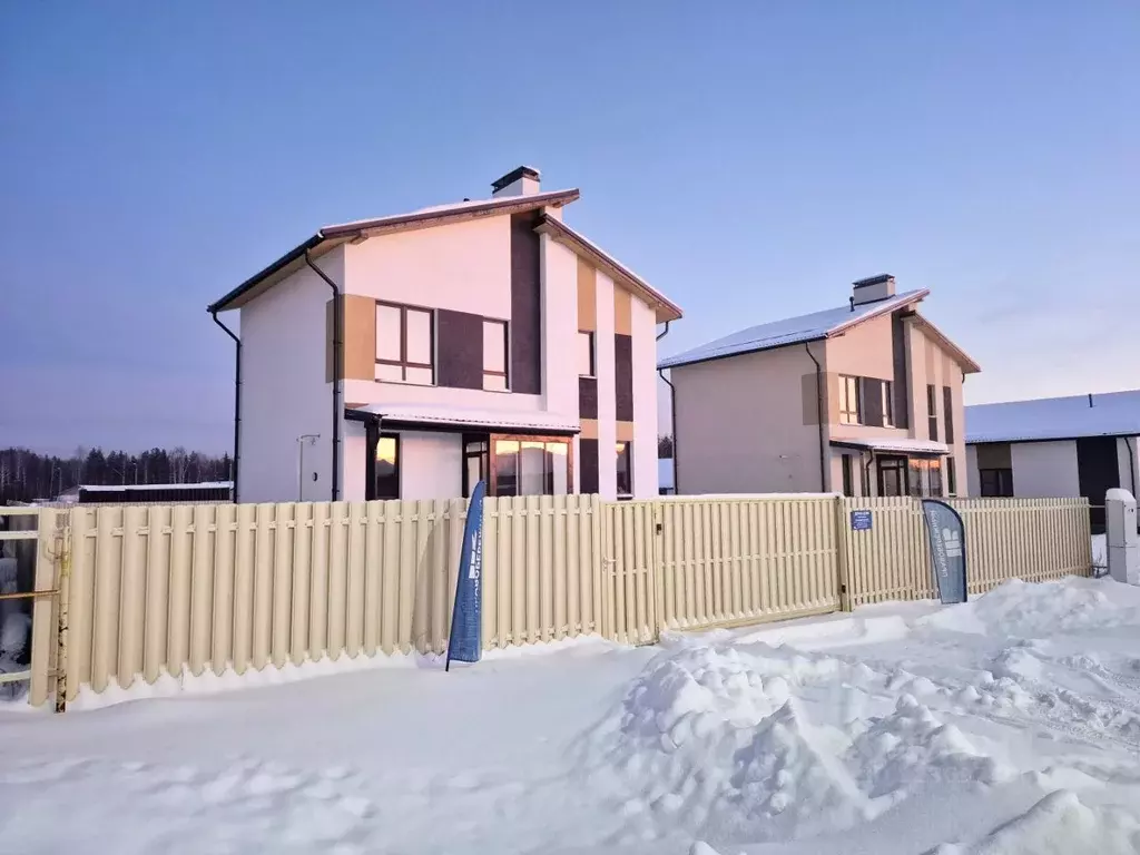 Дом в Свердловская область, Первоуральск муниципальный округ, с. ... - Фото 1