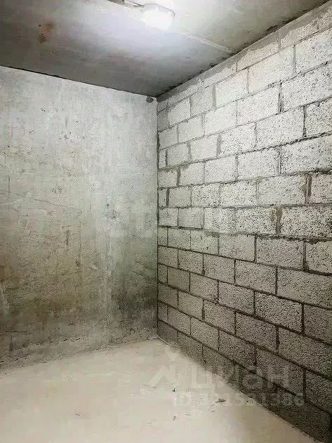 Склад в Тюменская область, Тюмень ул. Тальниковая, 3 (5 м) - Фото 0