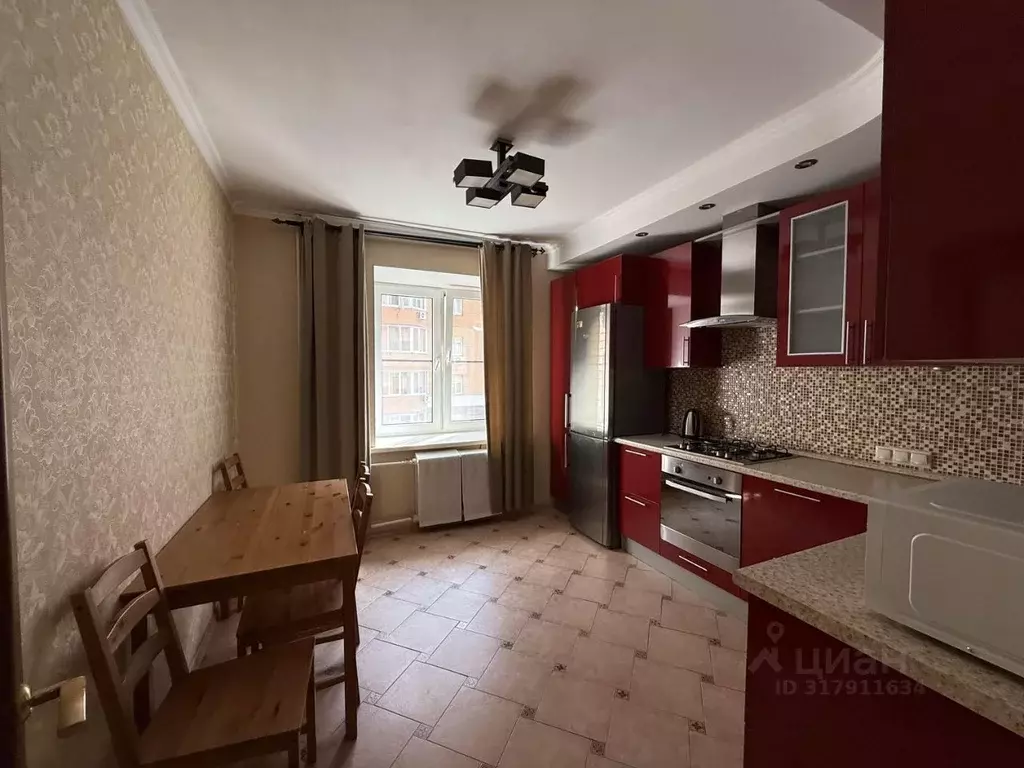 2-к кв. Калужская область, Калуга Тульская ул., 32 (75.0 м) - Фото 0