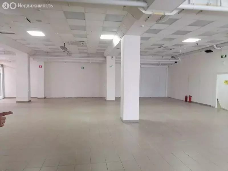 Торговая площадь (600 м) - Фото 1