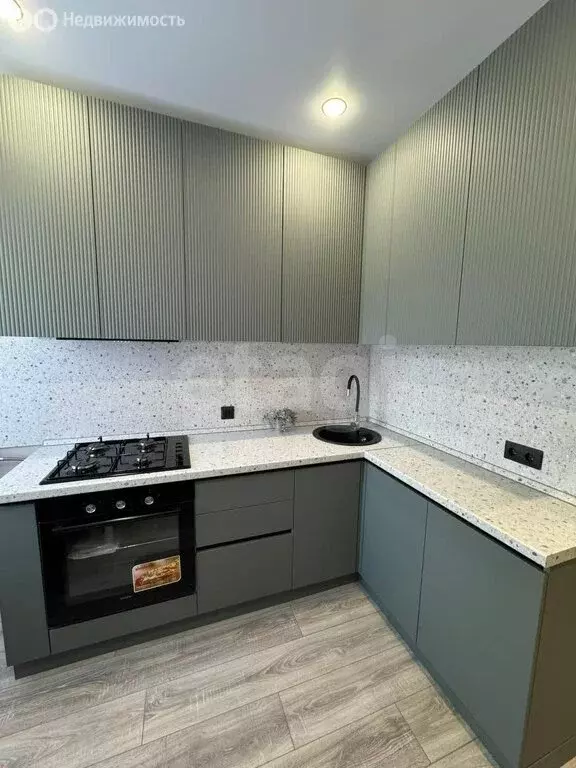 1-комнатная квартира: Саратов, улица имени А.И. Хользунова, 1/5 (31.4 ... - Фото 1