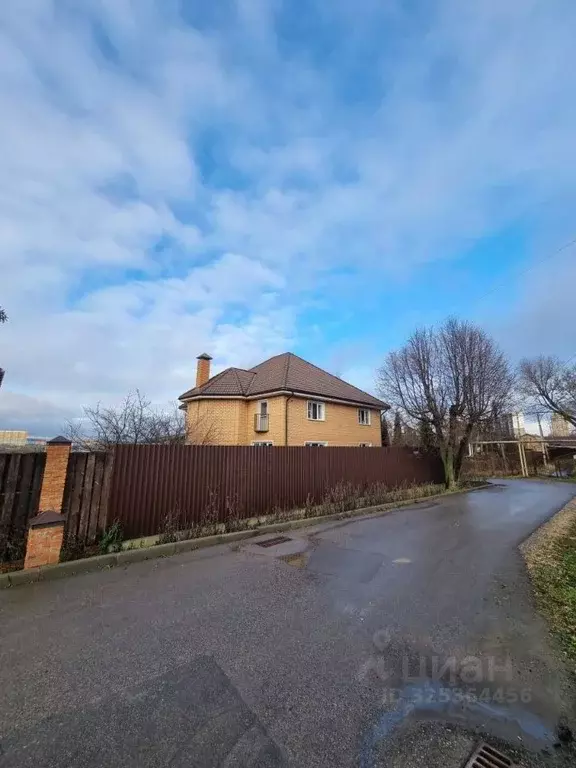 Коттедж в Тульская область, Тула Платоновская ул., 26 (358 м) - Фото 2