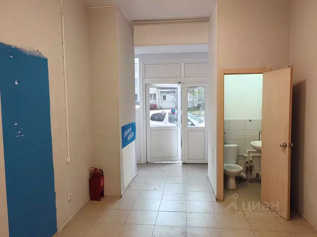 Помещение свободного назначения в Алтайский край, Барнаул ул. Юрина, ... - Фото 0