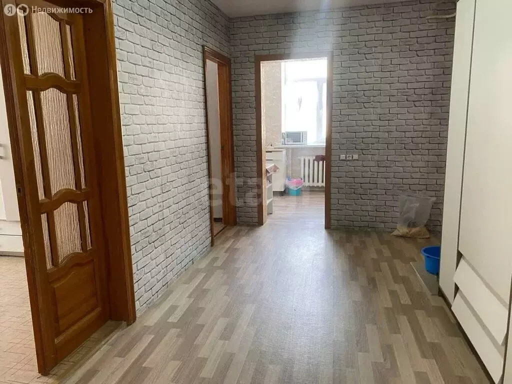 3-комнатная квартира: Ишимбай, Стахановская улица, 118 (68.2 м) - Фото 1