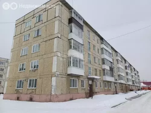 2-комнатная квартира: посёлок городского типа Верхняя Синячиха, ... - Фото 1