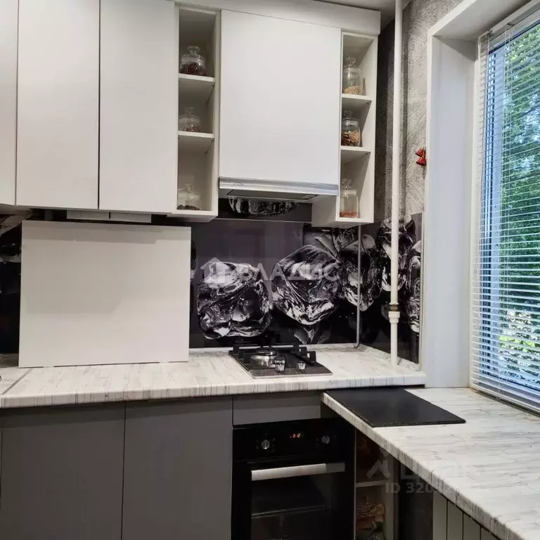 1-к кв. Коми, Сыктывкар Октябрьский просп., 14 (31.9 м) - Фото 2