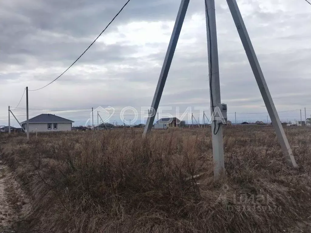 Участок в Тюменская область, Тюменский район, д. Ушакова Зеленая ул. ... - Фото 1