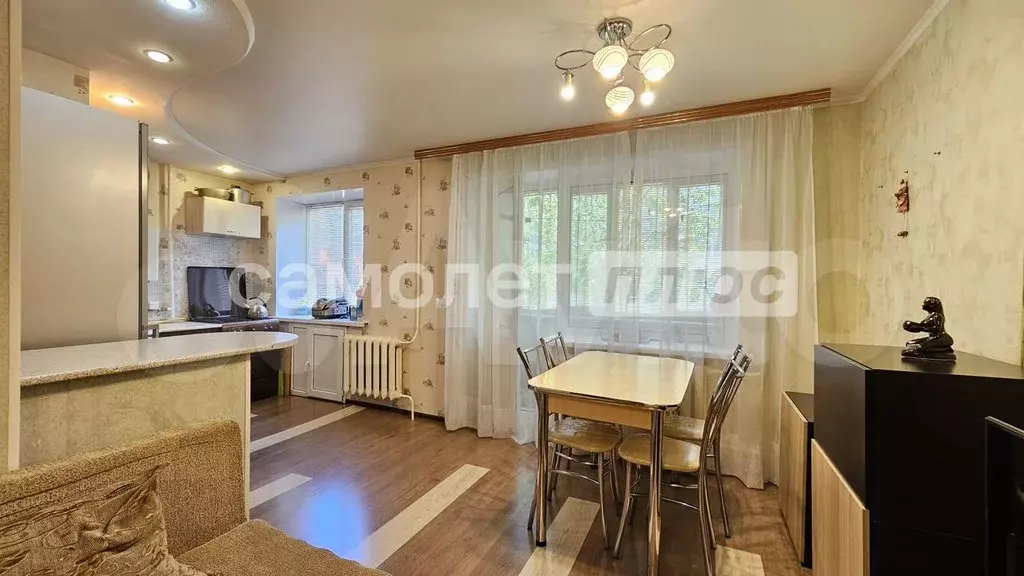 3-к. квартира, 61,2 м, 1/1 эт. - Фото 1