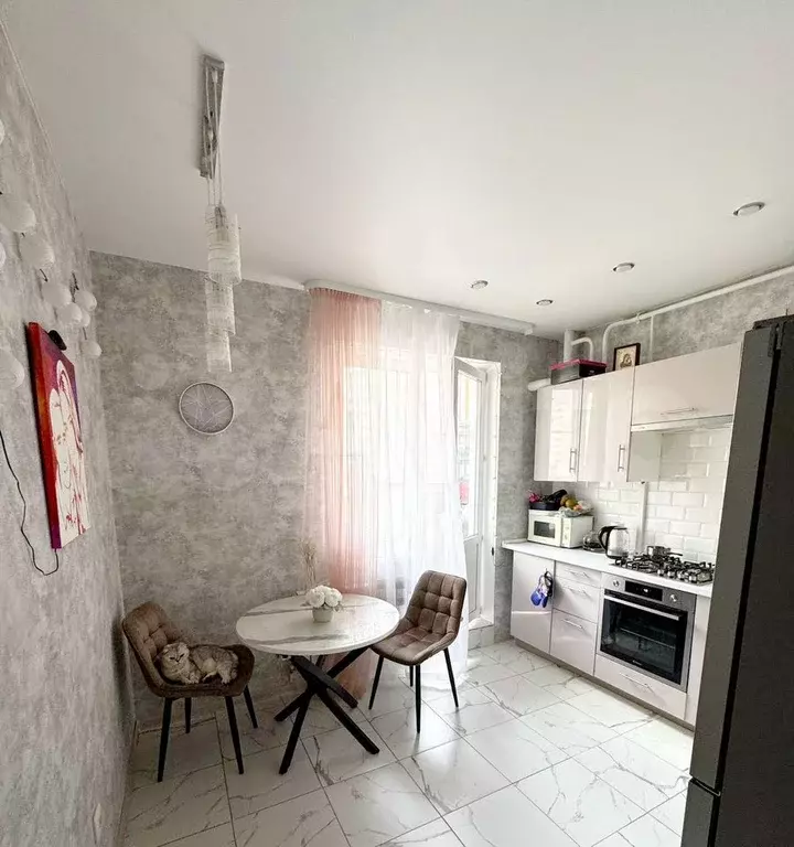 2-к. квартира, 57,5 м, 1/12 эт. - Фото 0
