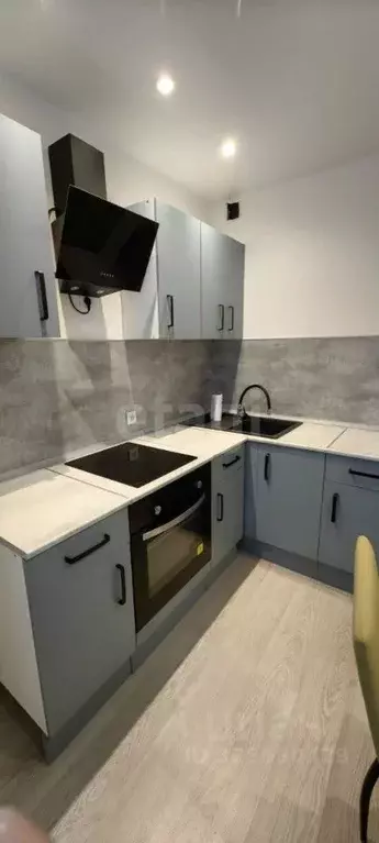 1-к кв. Тюменская область, Тюмень ул. Радищева, 29 (33.6 м) - Фото 1