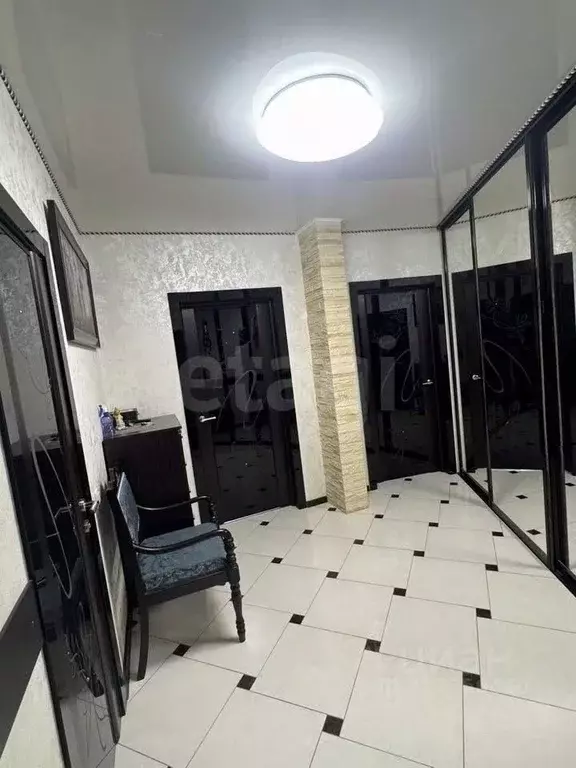 1-к кв. Курская область, Курск Орловская ул., 1А (59.1 м) - Фото 1