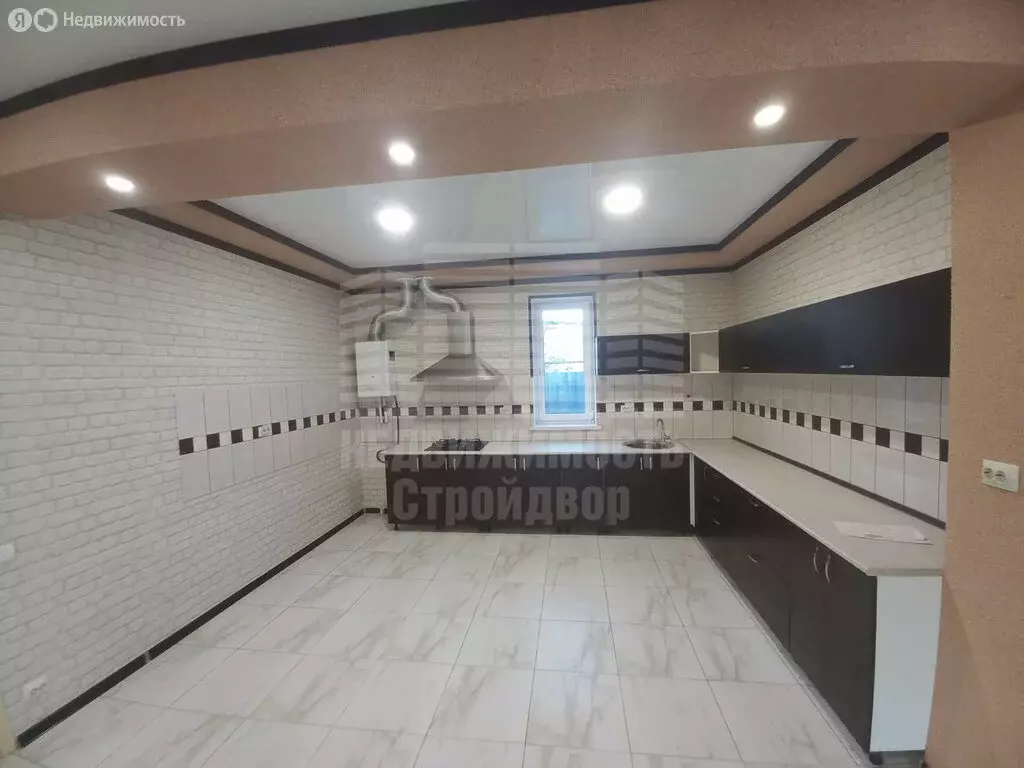 Дом в село Николаевка, улица Ленина (150 м) - Фото 1